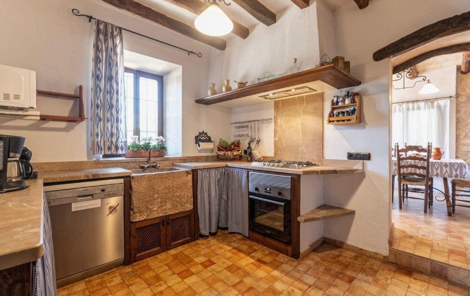 Ferienhaus Charmantes Fuer 6 Personen In *